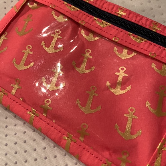 Simply southern wristlet pink with gold anchors - Picture 13 of 14